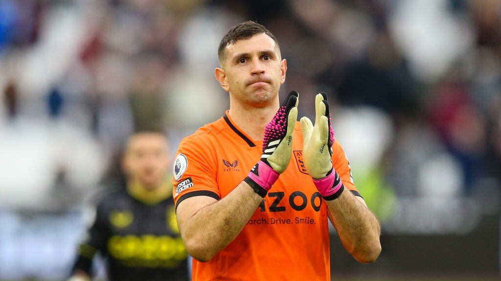 Dibu Martínez Tottenham