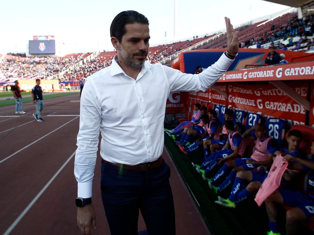 Excelentes noticias en la U y su familia: así fue el regreso de Fernando Gago al Estadio Nacional