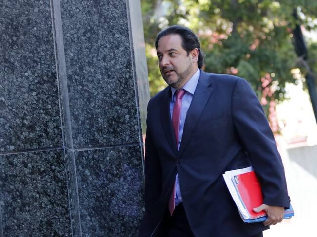 El exministro de Energía y decano de la facultad de Administración y Negocios de la U. Ser, Andrés Rebolledo.
