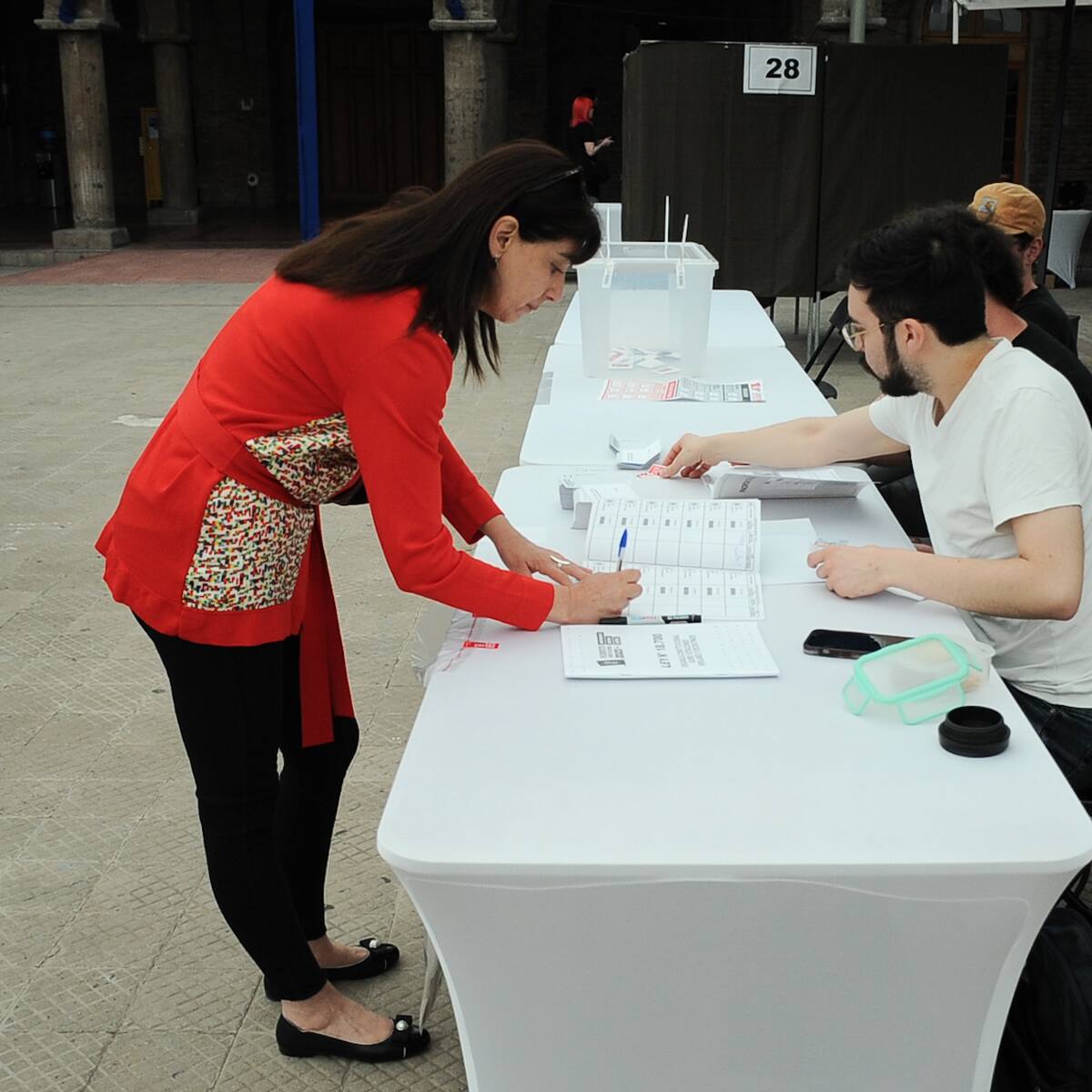Elecciones 2025 en Chile: ¿Qué pasa si eres vocal y no te presentas el día de la votación?