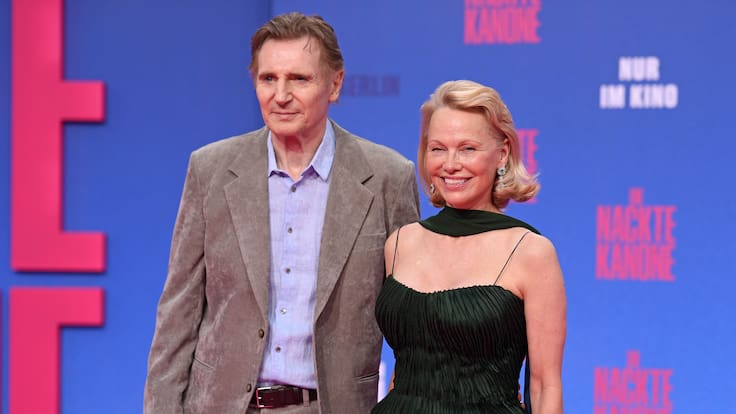 Pamela Anderson y Liam Neeson son la pareja del momento en Hollywood: esto es lo que se sabe de su romance