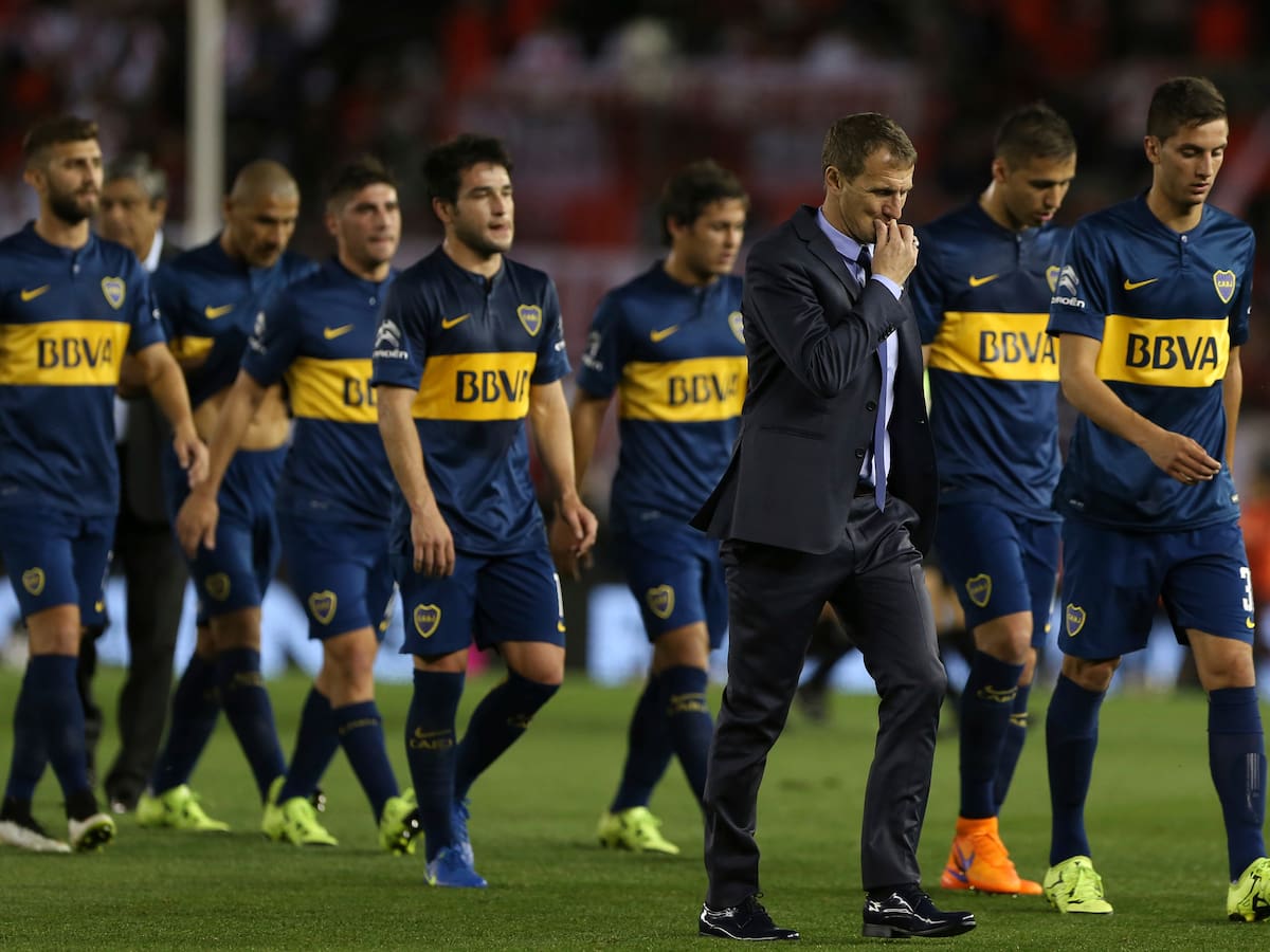 Jugó en el fútbol chileno y ahora tendrá su segunda oportunidad dirigiendo a Boca Juniors