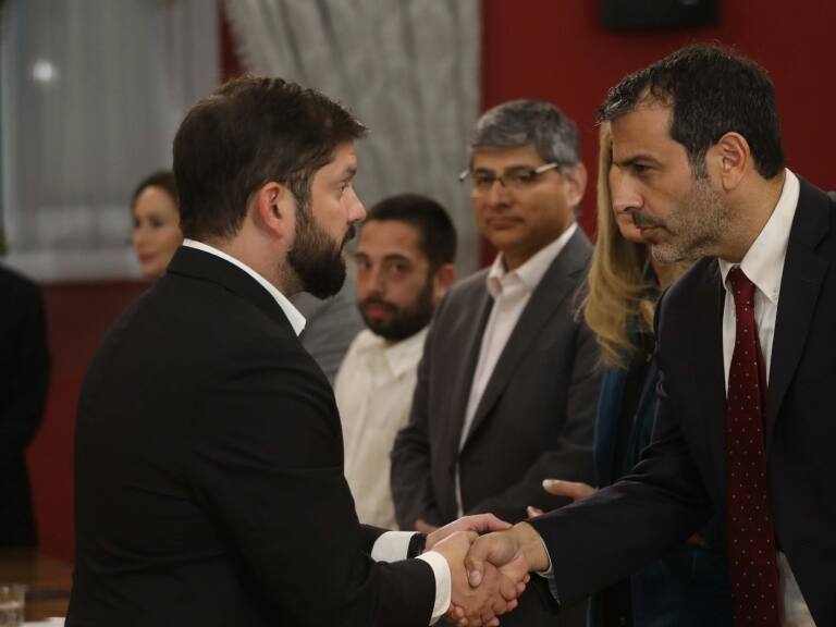 Asesinato del cabo Daniel Palma: Presidente Boric encabeza reunión transversal con partidos políticos tras llamado a la unidad