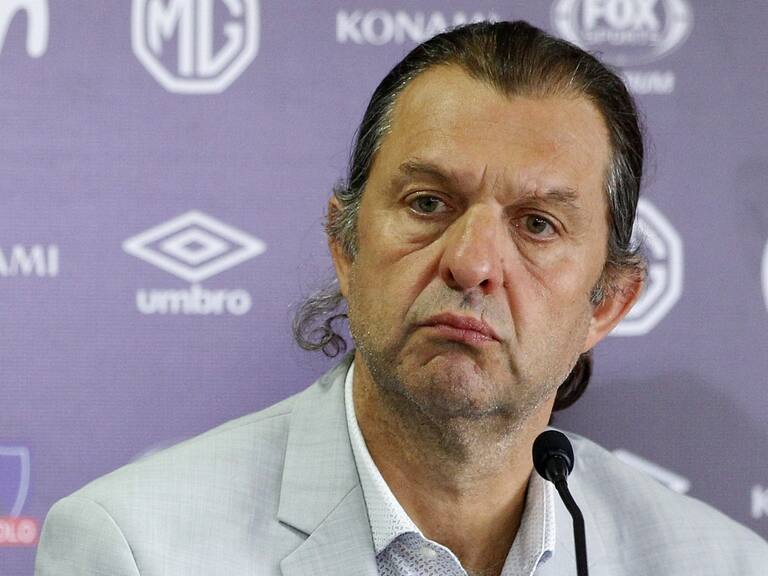 Sepa cuál es el monto mínimo que recibirá Aníbal Mosa por vender sus acciones de Colo Colo