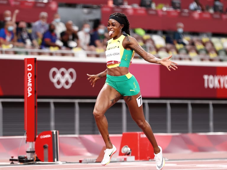 Oro en 100 y 200 metros: Elaine Thompson-Herah se alza como la reina de la velocidad en Tokio 2020