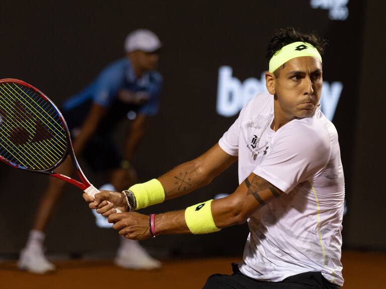 Alejandro Tabilo dilapida su ventaja ante Seyboth Wild y es eliminado en la primera ronda de Río de Janeiro