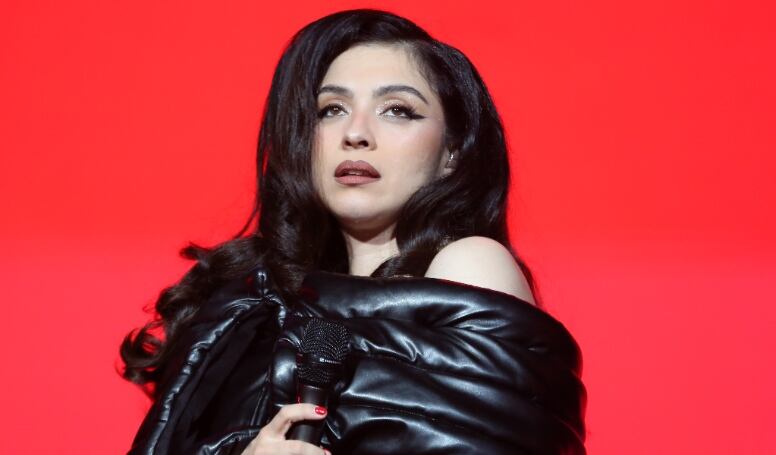 Mon Laferte se presenta en el Palacio de Bellas Artes en México