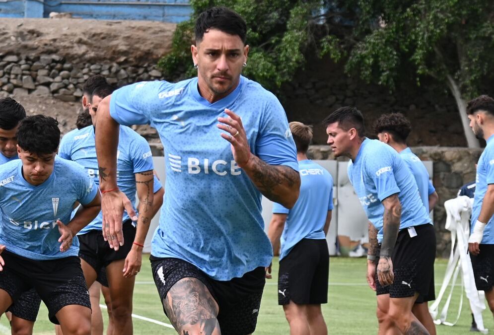 @Cruzados