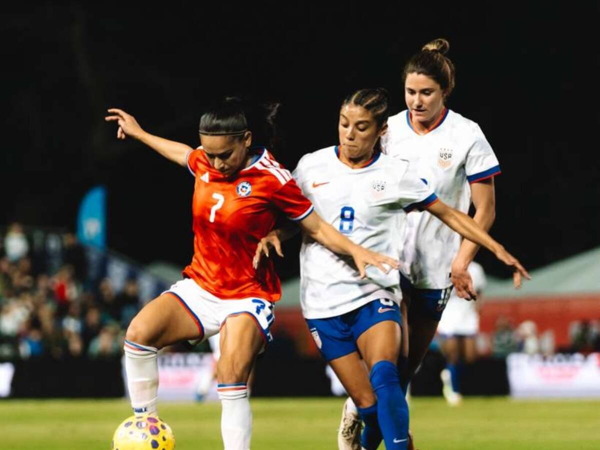 Con la ausencia de varias figuras: La Roja Femenina sufre dura goleada en amistoso contra Estados Unidos