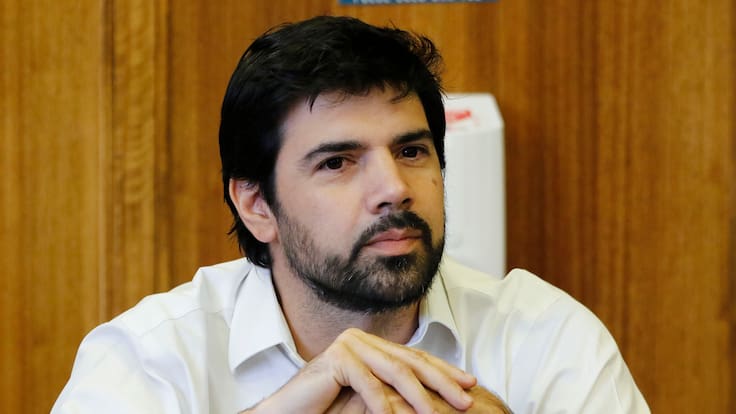 SII se querella contra diputado Joaquín Lavín León por delitos tributarios