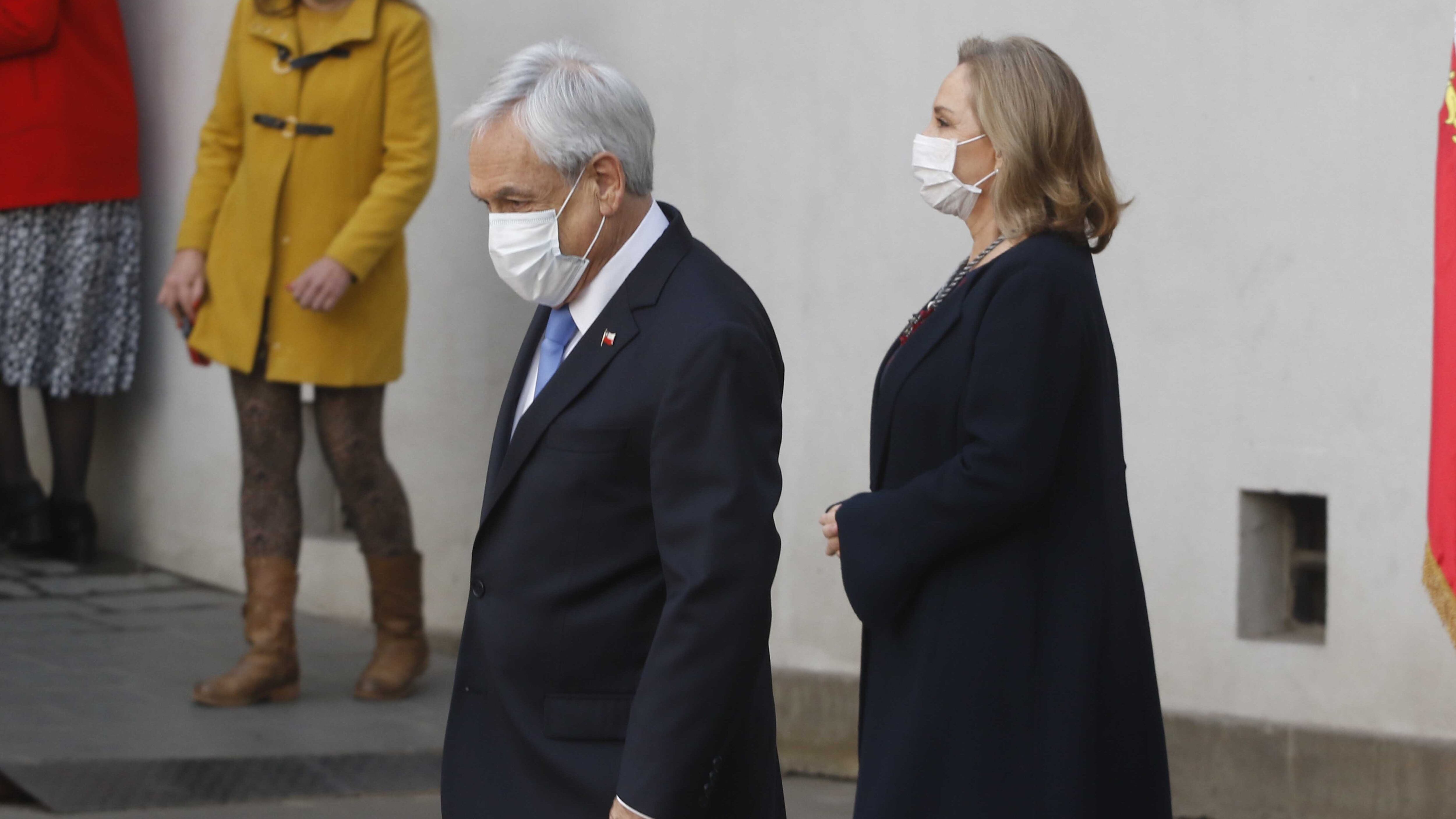 04 de Junio de 2020/SANTIAGOEl presidente Sebastian Piñera y la Primera Dama, Cecilia Morel, durante el cambio de gabinete en medio de la pandemia por Covid-19 que vive el país
FOTO:SEBASTIAN BELTRAN/AGENCIAUNO