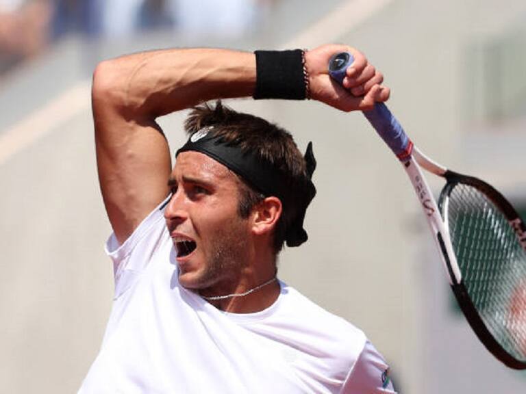 Tres argentinos y un brasileño se sumaron a Jarry y también avanzaron este jueves a la tercera ronda de Roland Garros