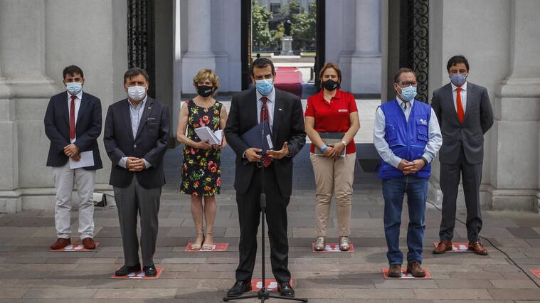 Reunión del gobierno con alcaldes por vacunas Covid-19