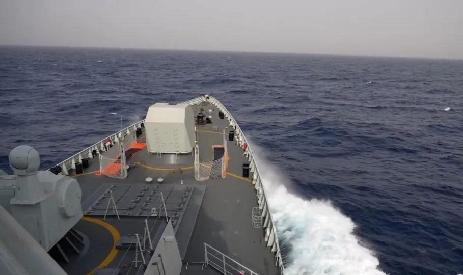 Barcos de combate chinos se desplazan cerca de Taiwán