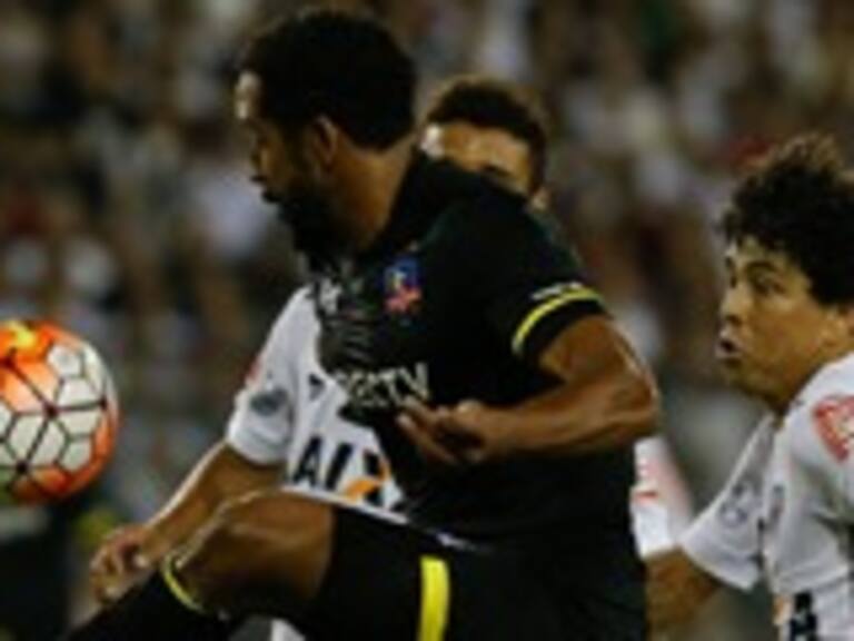 Esta es la formación de Colo-Colo para enfrentar a Independiente del Valle