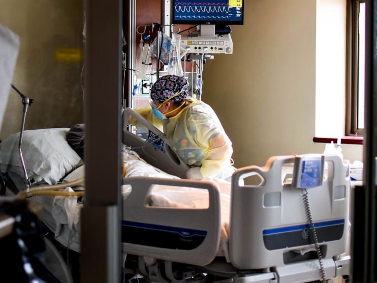 Brote de covid afecta al Hospital de Puerto Montt: la mayoría de los contagiados son funcionarios