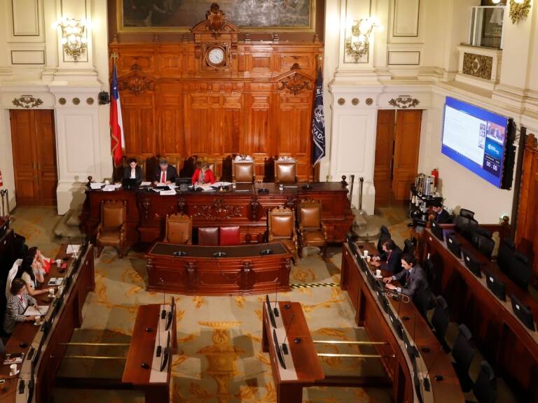 Comisión Experta prepara votación de más de 900 enmiendas y busca resolver sus diferencias