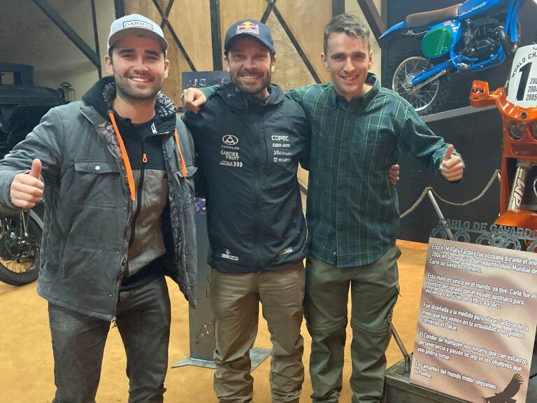 Inauguran muestra en el Museo del Automóvil en honor a Carlo de Gavardo el día de su natalicio