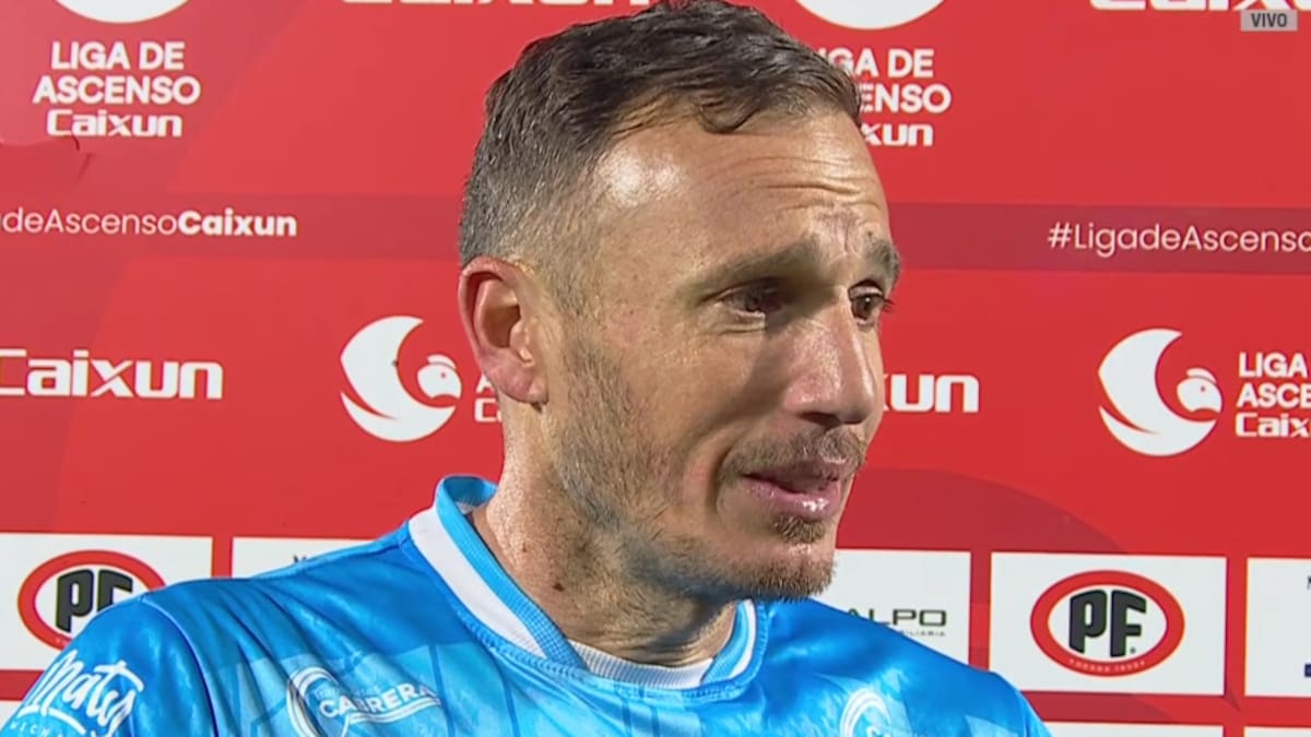 Rompió un récord del fútbol chileno y emocionó a todos con su reacción: “Soy un ‘poto pelado’, pero...”
