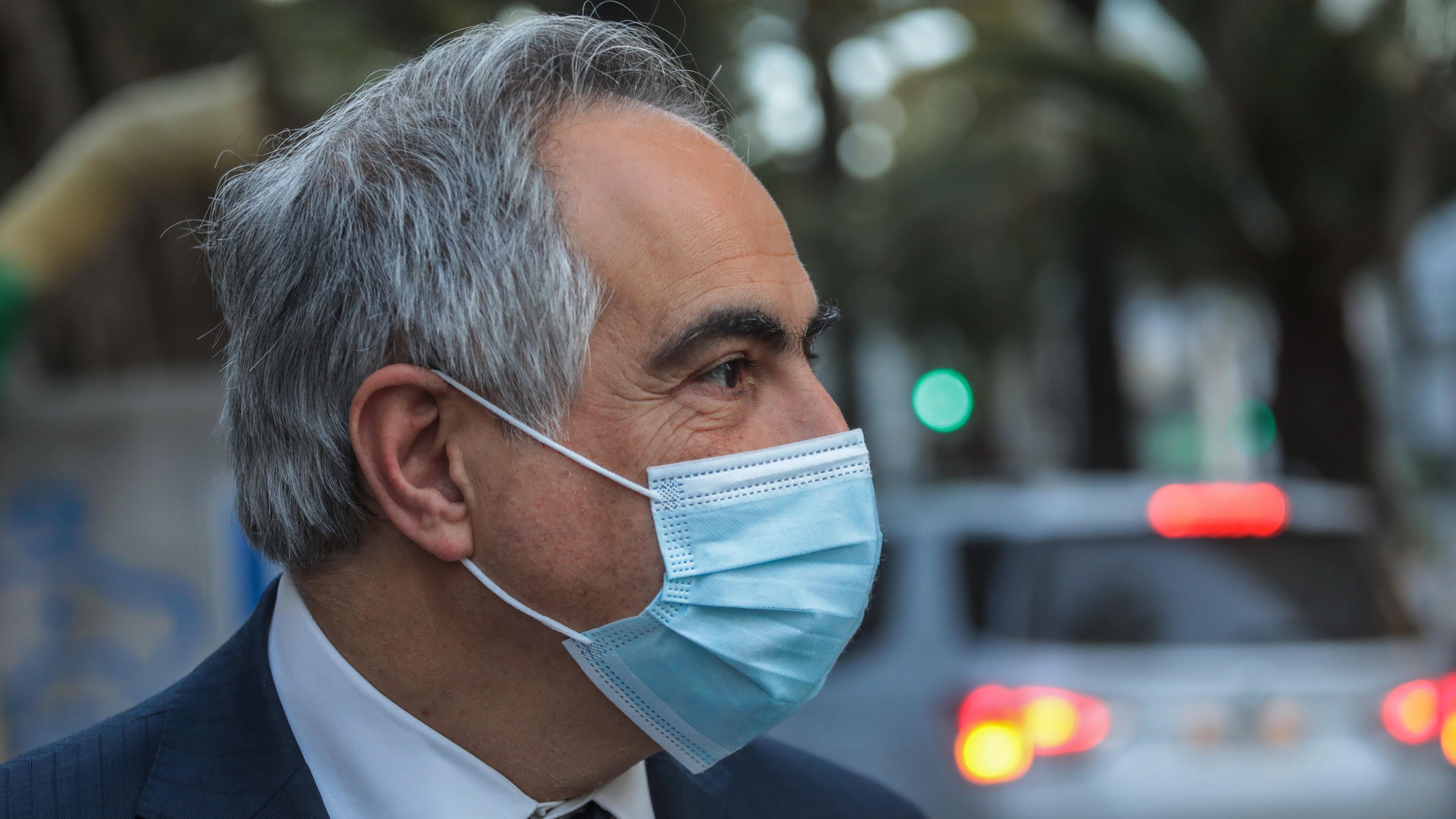 29 de noviembre del 2021/SANTIAGOFrancisco Chahuan, presidente de Renovacion Nacional durante la reunion de las directivas de RN, UDI, Evópoli y el PRI en un hotel de Providencia, con parlamentarios electos del bloque Chile Podemos Más.
FOTO: SEBASTIAN BELTRAN GAETE/AGENCIAUNO