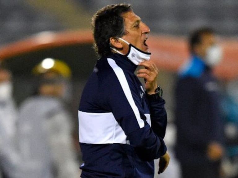 No sigue: Mario Salas es despedido de Alianza Lima tras su sexta derrota consecutiva