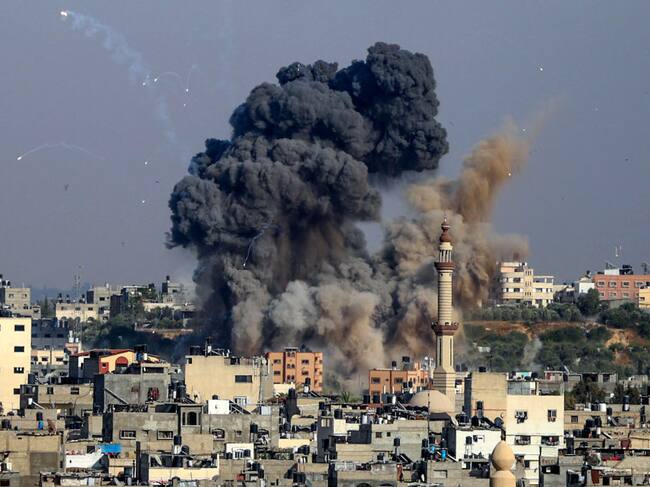 Destrucción de edificios producto de los ataques aéreos israelíes en la ciudad de gaza