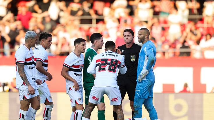 Indignación en São Paulo tras penal no cobrado en derrota ante Palmeiras: “En 32 años nunca vi nada tan evidente”