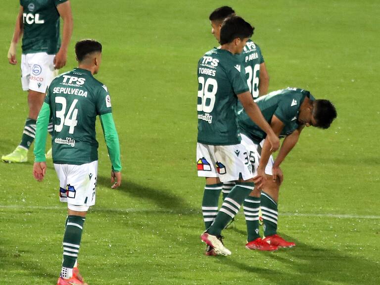 Reinaldo Sánchez es foco de la rabia en redes sociales de los hinchas por el descenso de Santiago Wanderers