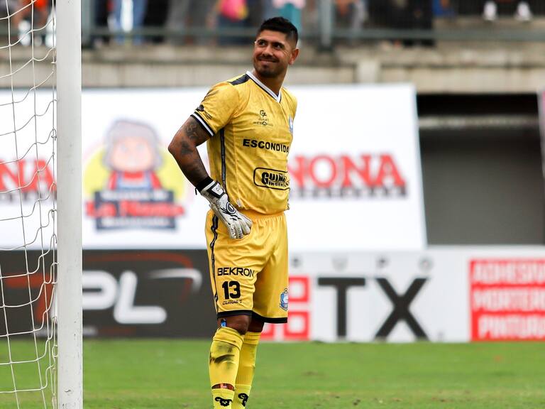 Diego Sánchez en la previa del duelo ante Colo Colo: «Aunque suene chistoso, este es un rival directo»