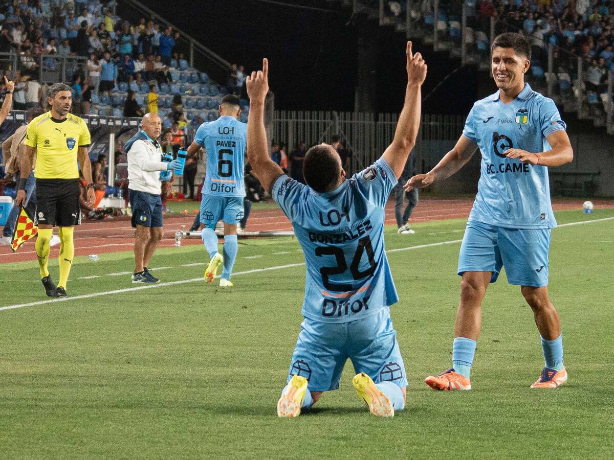 O’Higgins hace la tarea en Rancagua: toma ventaja ante Tolima y sigue soñando en Copa Libertadores