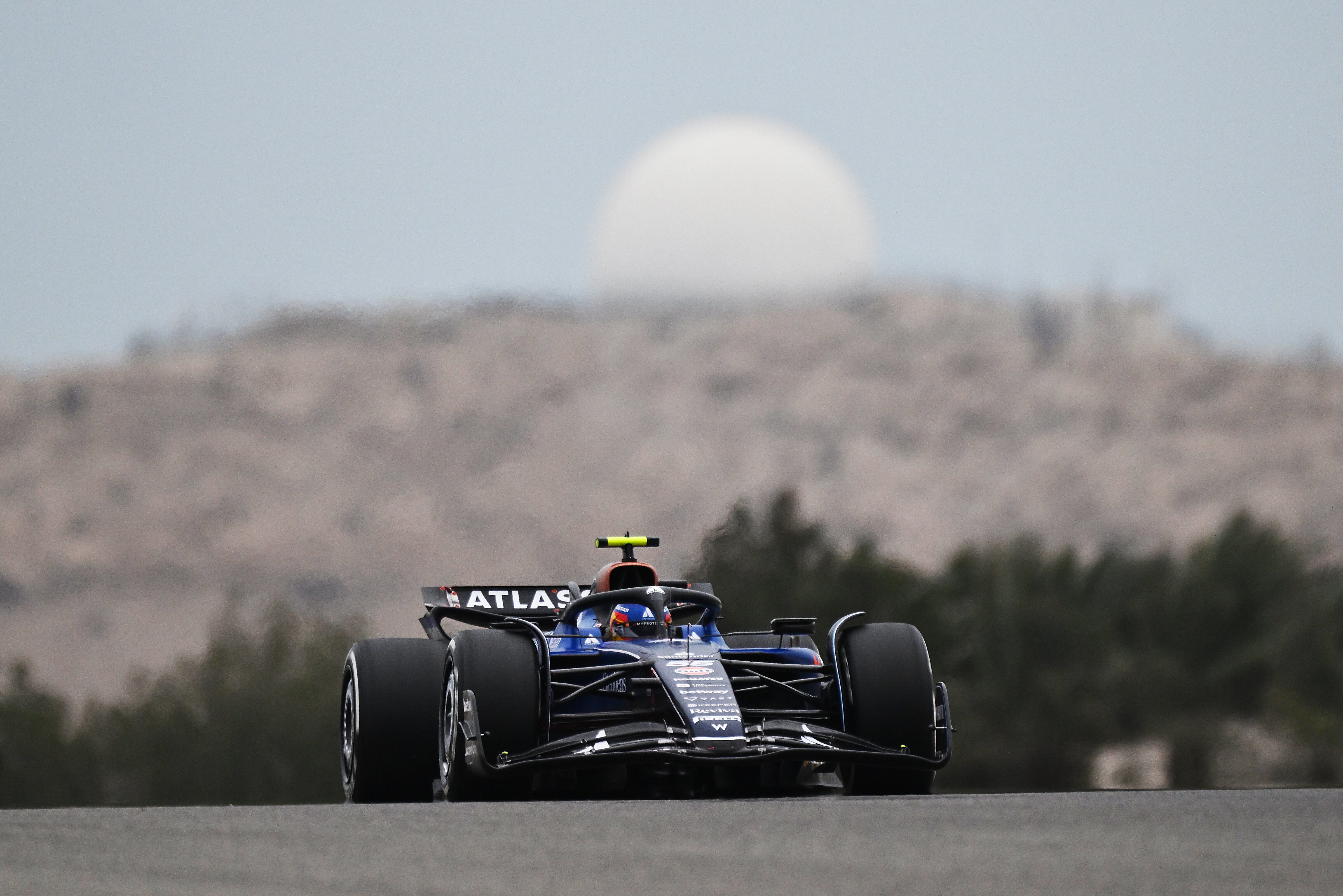 Carlos Sainz con Williams marcan los mejores tiempos del día de pretemporada en la Fórmula 1 | Getty Images