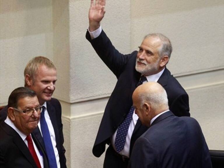 Carlos Montes es el nuevo presidente de Senado