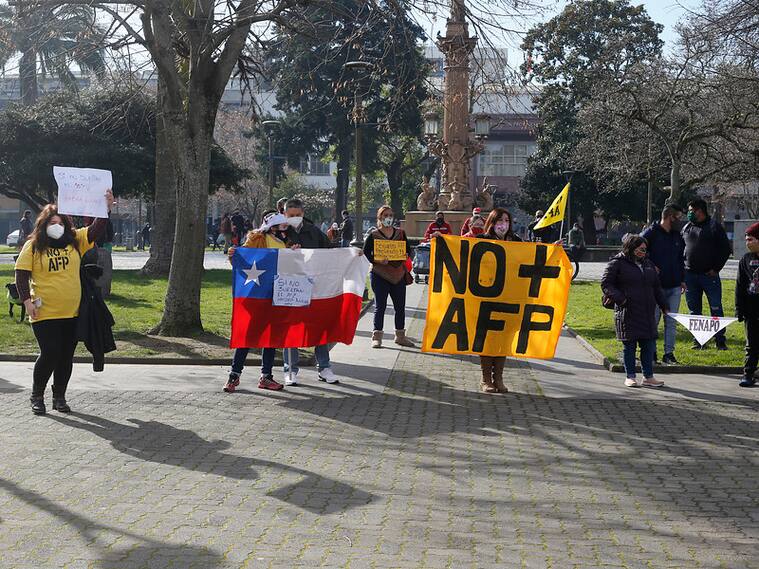 Protesta por 10% de las AFP