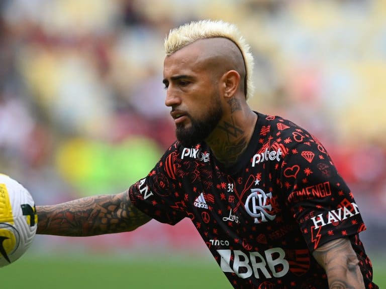 Arturo Vidal por el fallecimiento de su padre: «Vuela alto viejo querido»