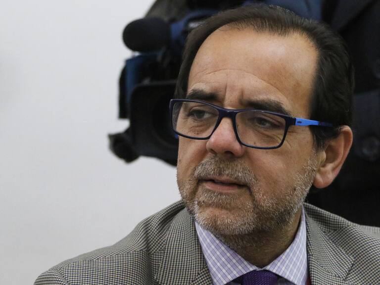 24 de junio del 2019/SANTIAGOLos partidos del pacto Unidad para el Cambio, representados por sus respectivos presidentes, Jaime Mulet, sostienen una reuniÛn en el Ministerio del Interior.
FOTO: SEBASTIAN BELTRAN GAETE/AGENCIAUNO