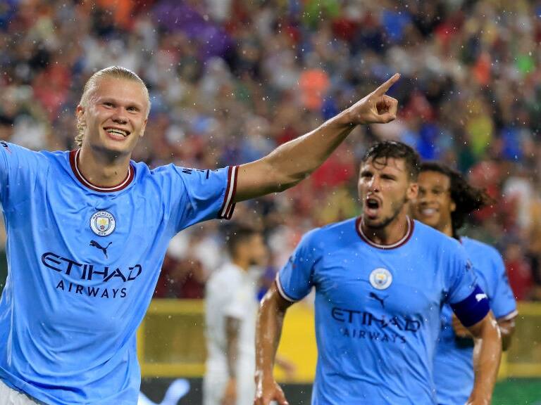 Erling Haaland demora 11 minutos en anotar su primer gol por el Manchester City