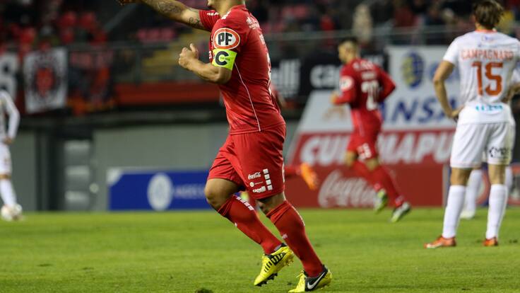 Ñublense humilla a Cobreloa y le propina su mayor goleada en el regreso a Primera División