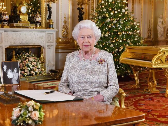 La reina Isabel II en un discurso oficial