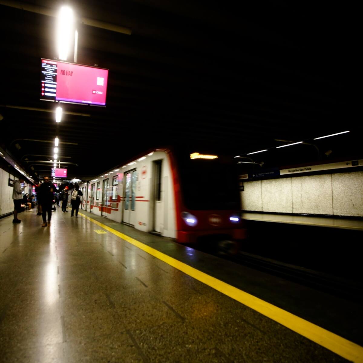 Metro de Santiago restablece servicio de Línea 5 tras cierre de estaciones: así funciona el servicio hoy
