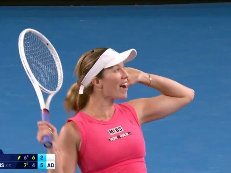 Danielle Collins, número 11 del mundo, explotó contra el público australiano tras vencer a la local Destanee Aiava