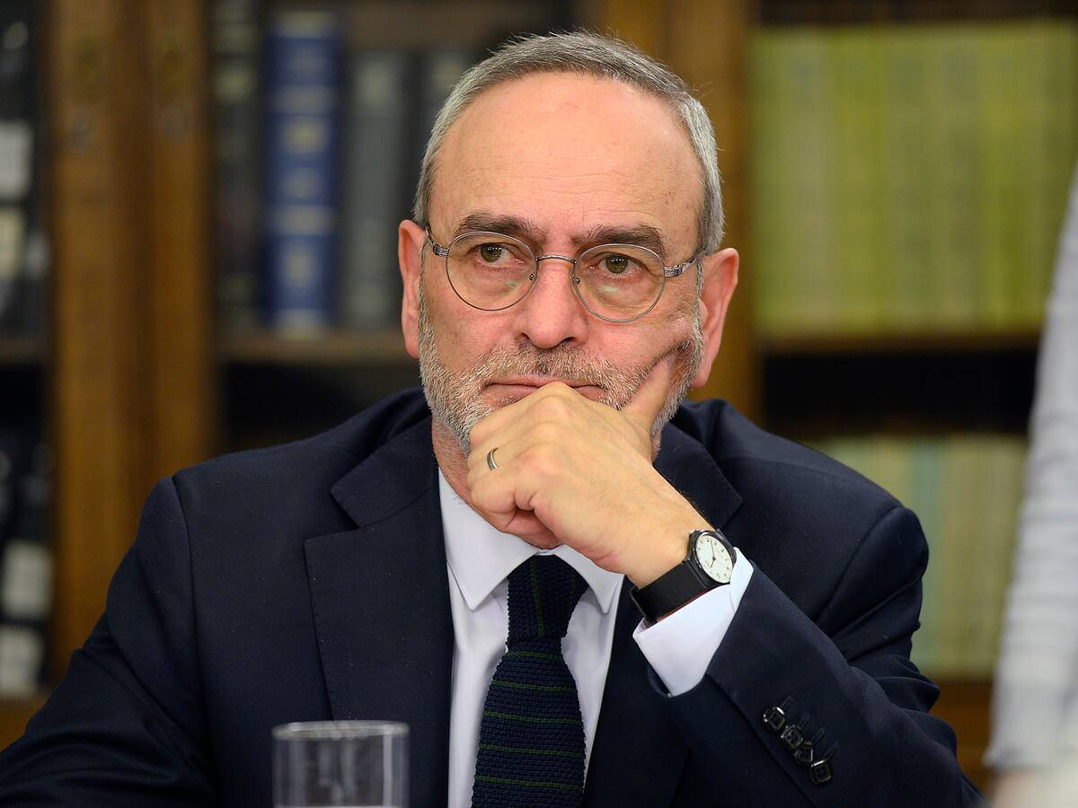 Gobernador de La Araucanía denuncia a su antecesor por presunto uso irregular de fondos públicos