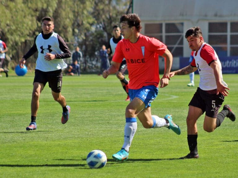 La UC derrota a Real San Joaquín en un amistoso de entrenamiento
