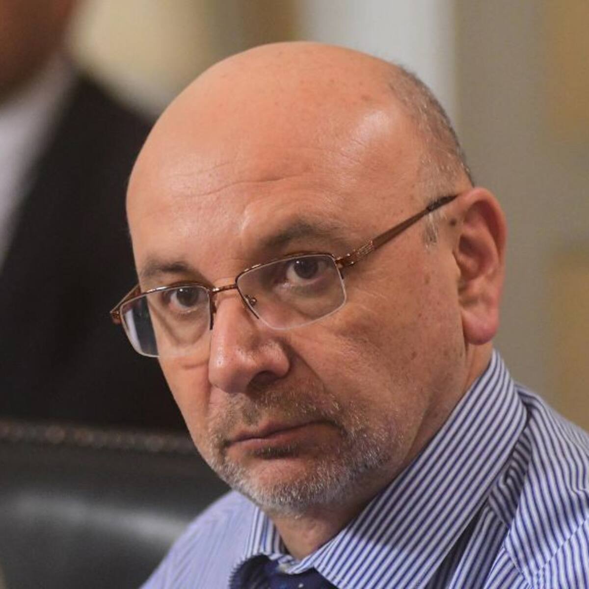 Senador Castro por ley corta de isapres: «Ni las isapres son pobres víctimas, ni tampoco la gente merece ser expulsada del sistema»
