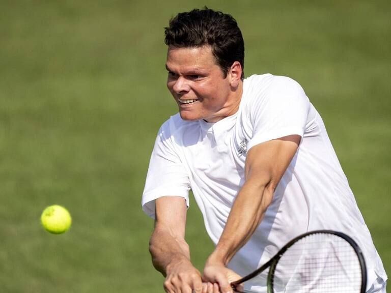 Milos Raonic sigue cosechando triunfos en su retorno al circuito y ya está instalado en la segunda ronda de Wimbledon
