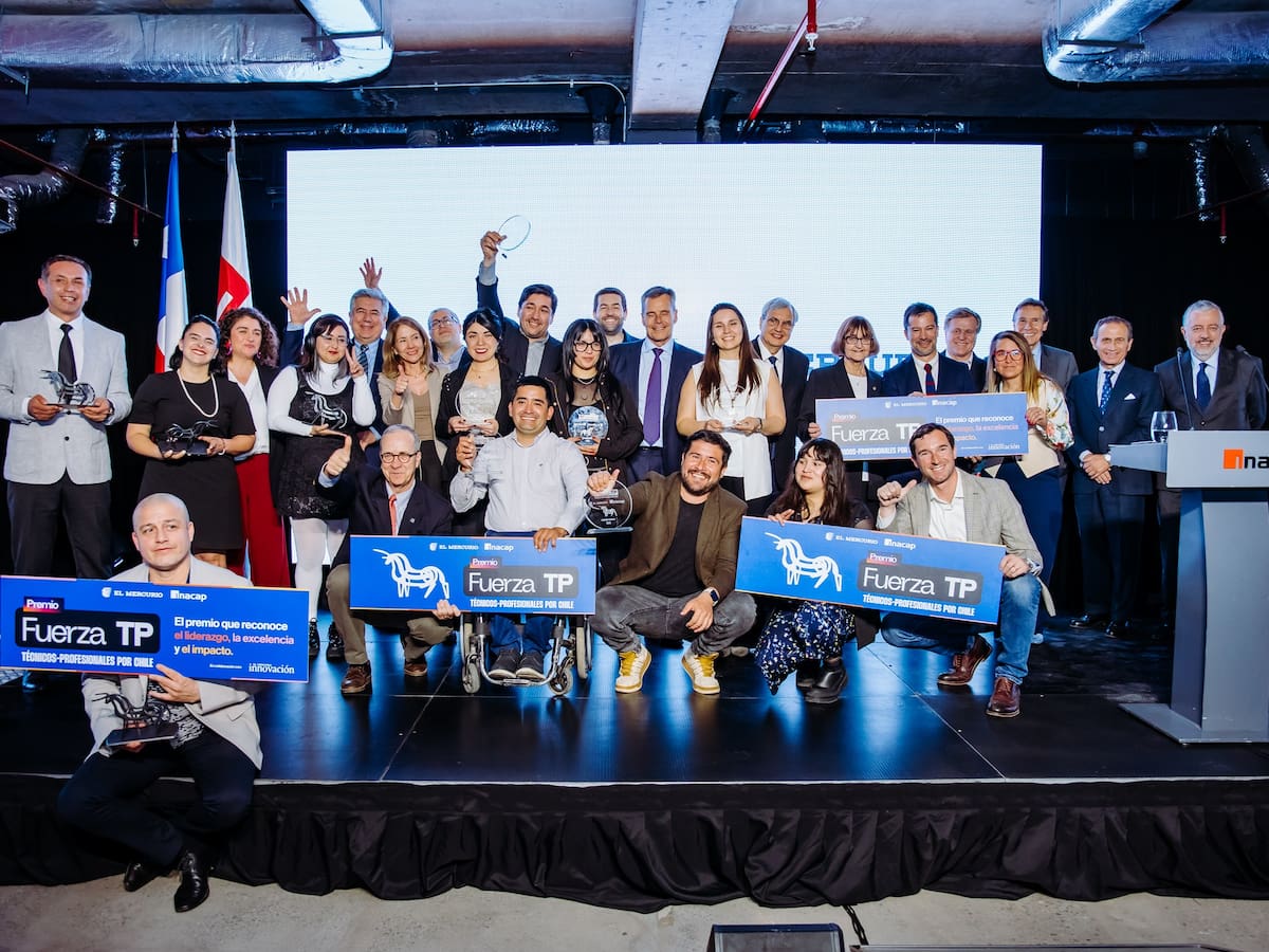 Más plazo para “Fuerza TP: Técnicos-Profesionales por Chile”, el premio que reconoce a los que impulsan el desarrollo del país