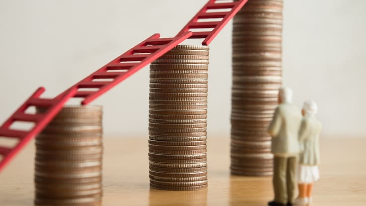 Cómo invertir 1 millón de pesos y ganarle a la inflación: expertos entregan tres consejos clave