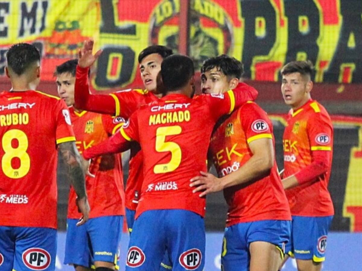 “No tengo miedo de poner a los jóvenes; si están mejor, incluso por sobre jugadores de mayor peso, van a jugar”