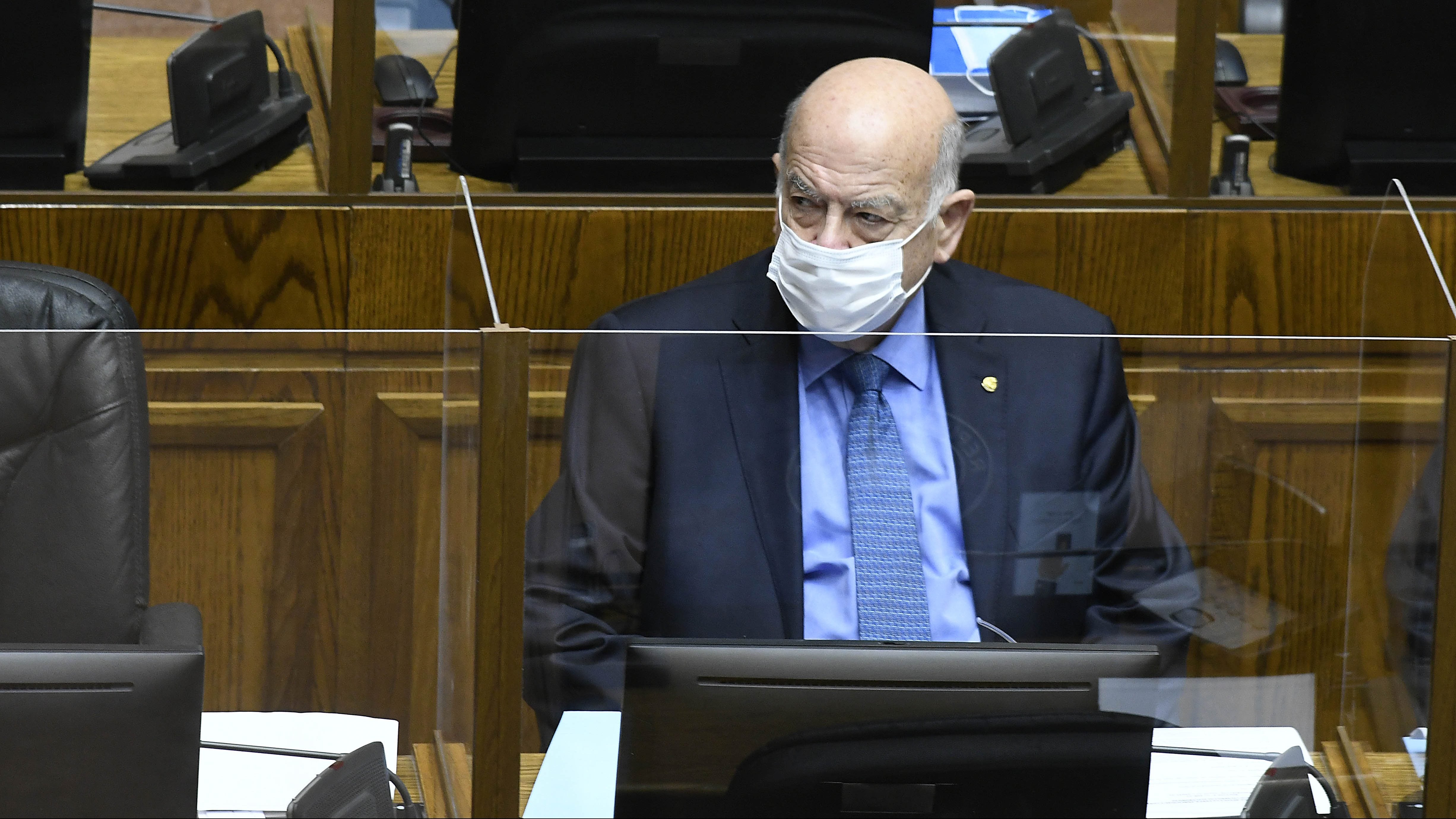 Insulza y PS: el que apoye a otro candidato debería congelar su militancia