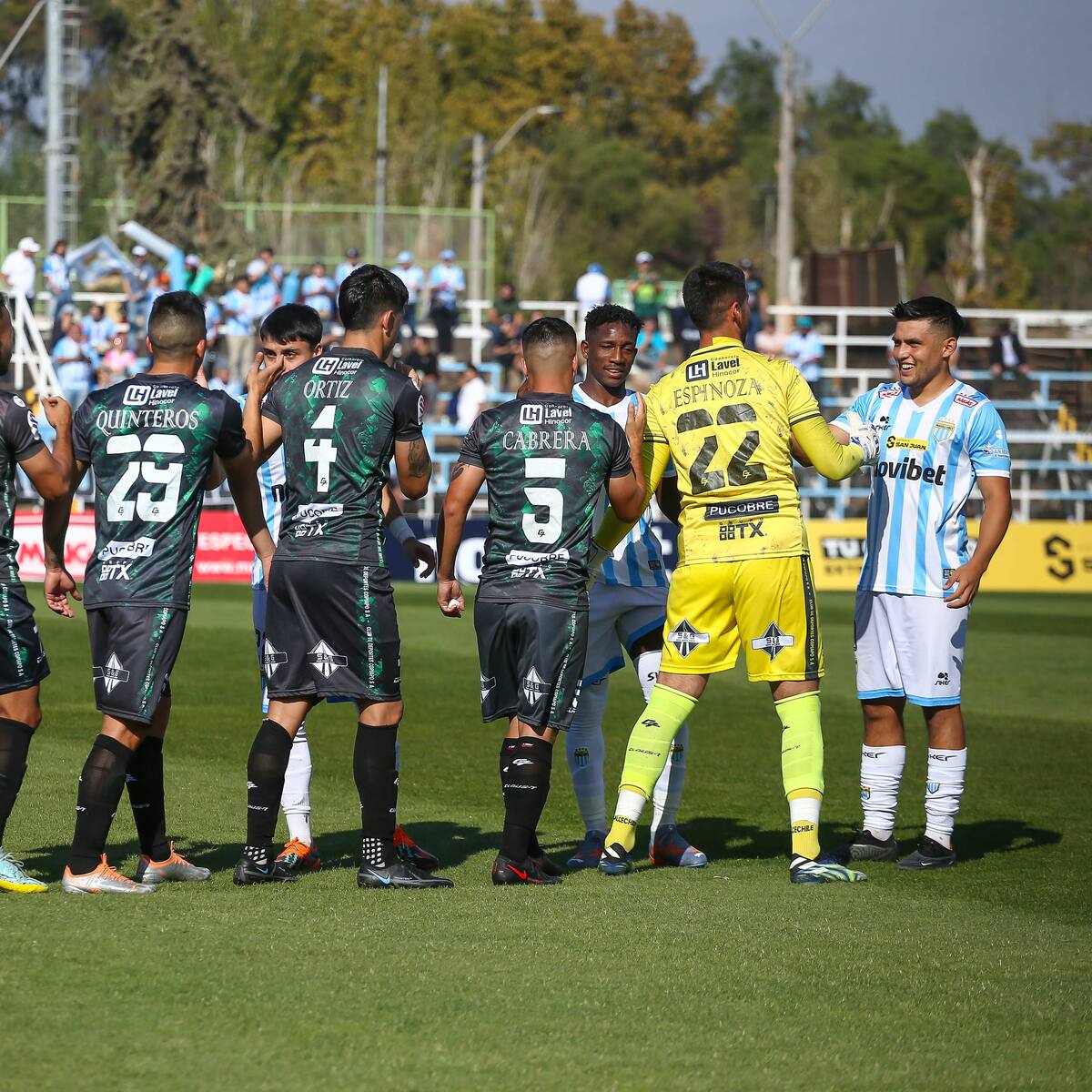 Uno festejará, el otro llorará: así se define al segundo descendido a la Primera B 2024