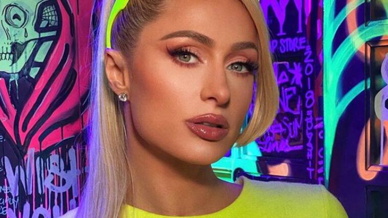 Paris Hilton festejó su matrimonio con llamativo vestido de novia